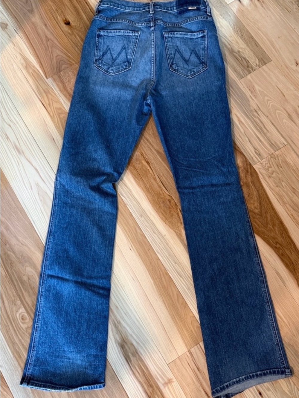 MOTHER Women's Straight Leg Jeans in Medium Blue Wash | Size 29 - Picture 10 of 14